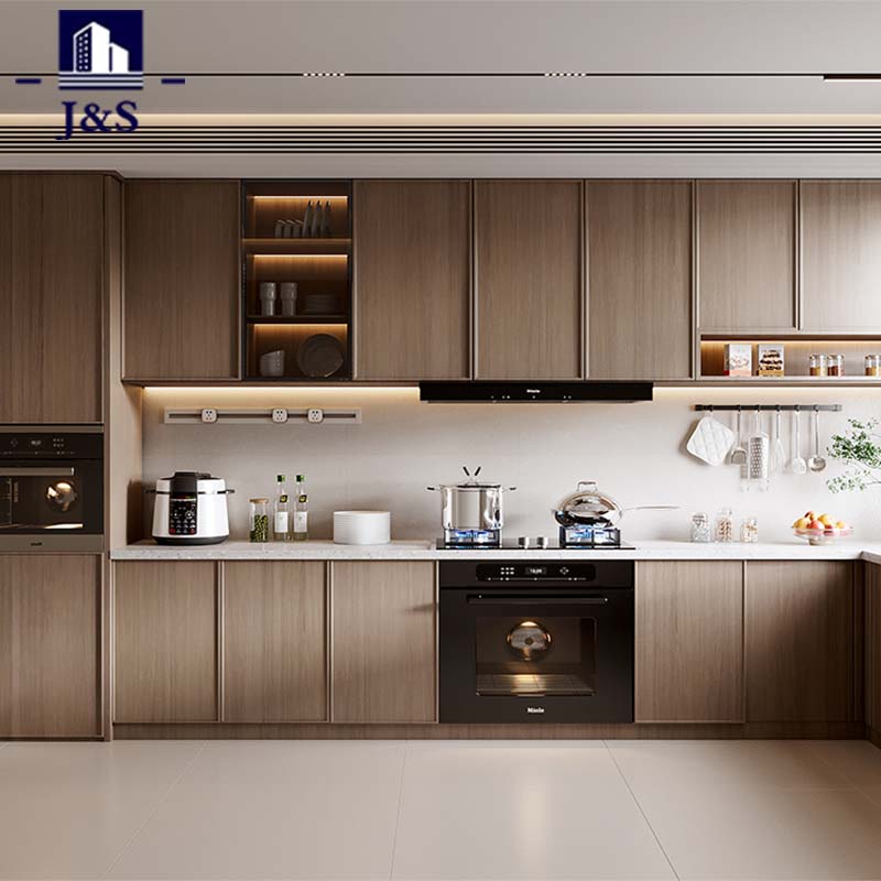 Armoires de cuisine en stratifié d'aspect bois classique